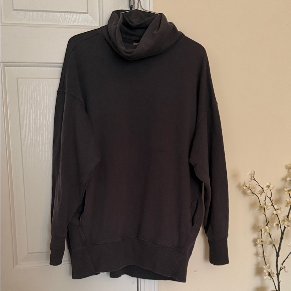 Aerie Dark Grey Sweater